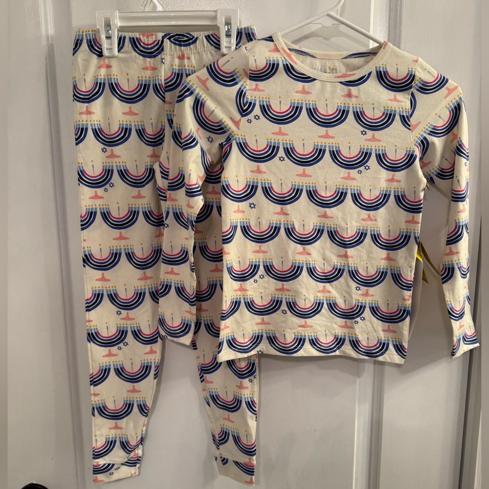 Pink Chicken Hanukkah Menorah Printed Organic Cotton Blend Pajama Set NEW W TAG